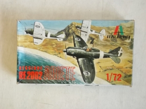 ITALERI 1/72 A105 REGGIANE Re.2002 ARIETE