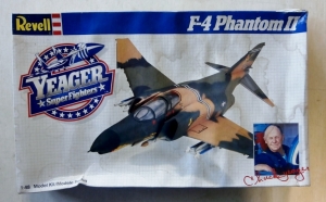 REVELL 1/48 4563 CHUCK YEAGER F-4 PHANTOM II