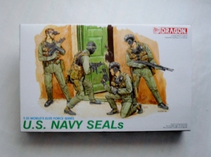 DRAGON 1/35 3017 U.S. NAVY SEALS