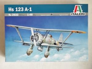 ITALERI 1/48 2632 HENSCHEL Hs 123 A-1