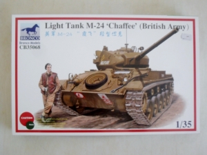 BRONCO 1/35 35068 LIGHT TANK M-24 CHAFFEE  BRITISH ARMY 