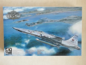 AFV CLUB 1/48 48105 RF-5E TIGEREYE
