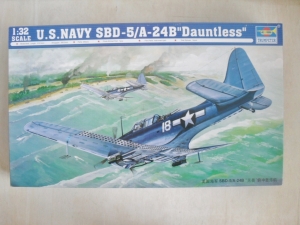 TRUMPETER 1/32 02243 US NAVY SBD-5/A-24B DAUNTLESS