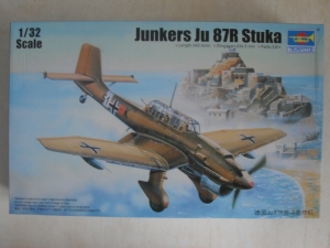 TRUMPETER 1/32 03216 JUNKERS Ju 87R STUKA