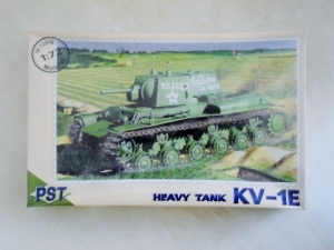 PST 1/72 72016 KV-1E
