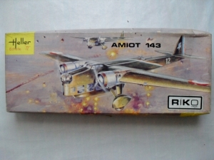 HELLER 1/72 390 AMIOT 143