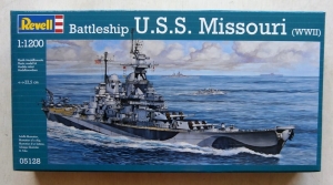 REVELL 1/1200 05128 U.S.S. MISSOURI  WWII 