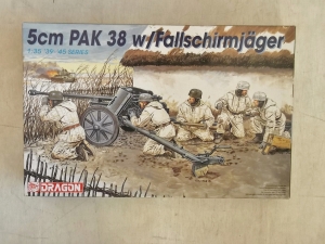 DRAGON 1/35 6118 5cm PAK 38 w/FALSCHIRMJAGER