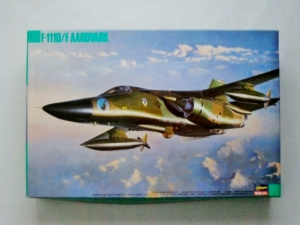 HASEGAWA 1/72 K34 GENERAL DYNAMICS F-111D/F AARDVARK TAC