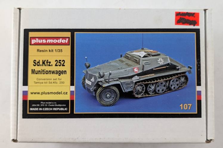 PLUS MODEL 1/35 107 SD.KFZ. 252 MUNITIONWAGEN