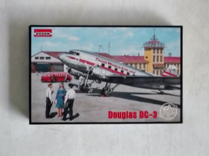 RODEN 1/144 309 DOUGLAS DC-3 TWA