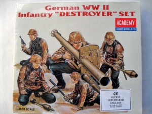 ACADEMY 1/35 1370 GERMAN INFANTRY DESTROYER SET