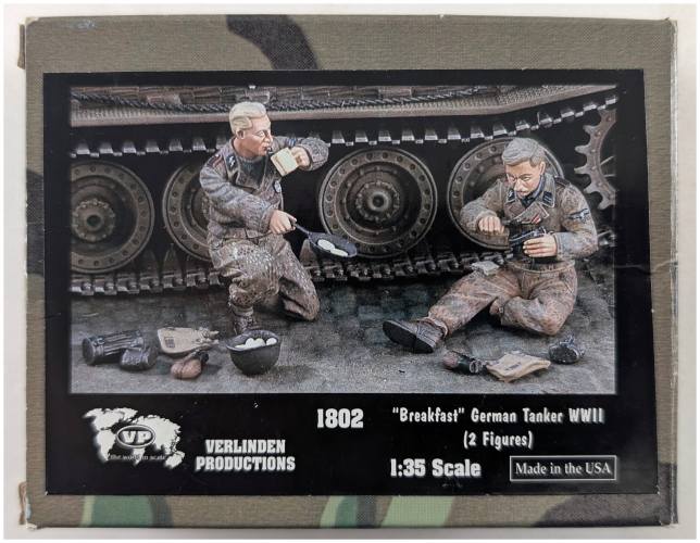VERLINDEN PRODUCTIONS 1/35 1802 BREAKFAST GERMAN TANKER WWII 2 FIGURES