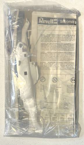 REVELL 1/72 4427 SIKORSKY SH-3A SEA KING  NO BOX 