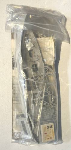 REVELL NO SCALE H315 C-3 FREIGHTER HAWAIIAN PILOT  NO BOX 