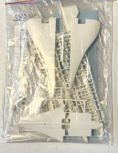 REVELL 1/144 05757 CONCORDE SET 1969-2003  NO BOX 