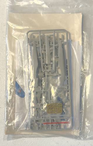 KARAYA 1/144 14435 LOCKHEED L-10A ELECTRA  NO BOX 