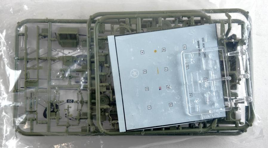 HELLER 1/72 79996 GMC CCKW 353  NO BOX 
