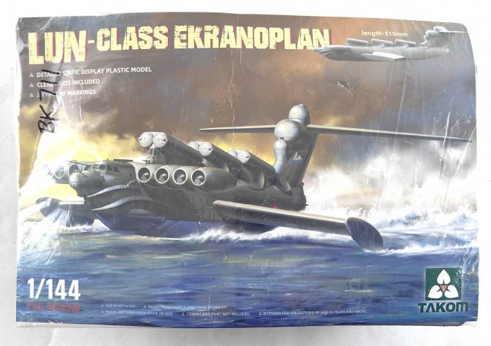 TAKOM 1/144 3002 LUN-CLASS EKRANOPLAN  NO BOX 