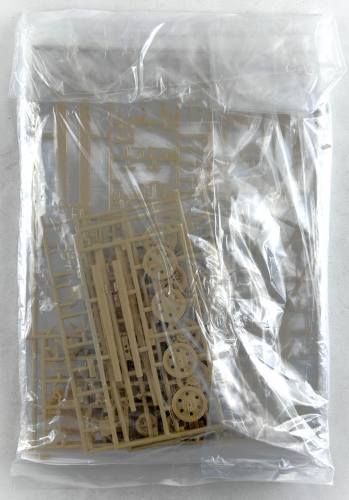 REVELL 1/72 03176 GERMAN 17cm KANONE 18  NO BOX 