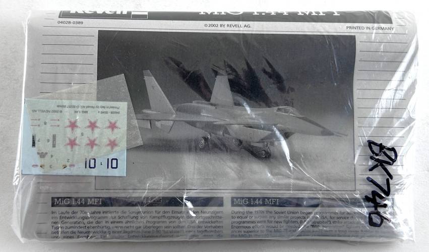 REVELL 1/144 04028 MiG 1.44 MFI  NO BOX 