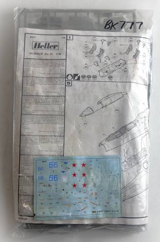 HELLER 1/72 80371 SUKHOI Su-27 UB FLANKER  NO BOX   POOR DECALS 