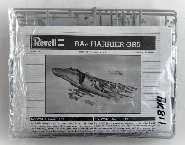 REVELL 1/72 04349 BAe HARRIER GR5  NO BOX 
