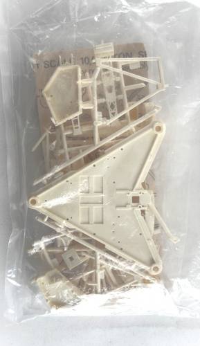 KELLOGGS  10.000 TON BP SEA QUEST OIL RIG 1/840  NO BOX 