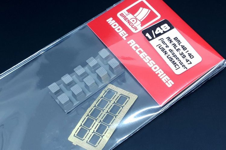 BRENGUN 1/48 48140 AN/ALE-39/47 FLARE DISPENSER  USN/USMC 