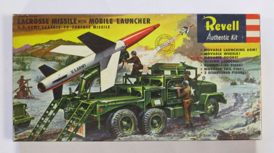 REVELL  1816 MARTIN LACROSSE MISSILE WITH MOBILE LAUNCHER AND FIGURES S TYPE