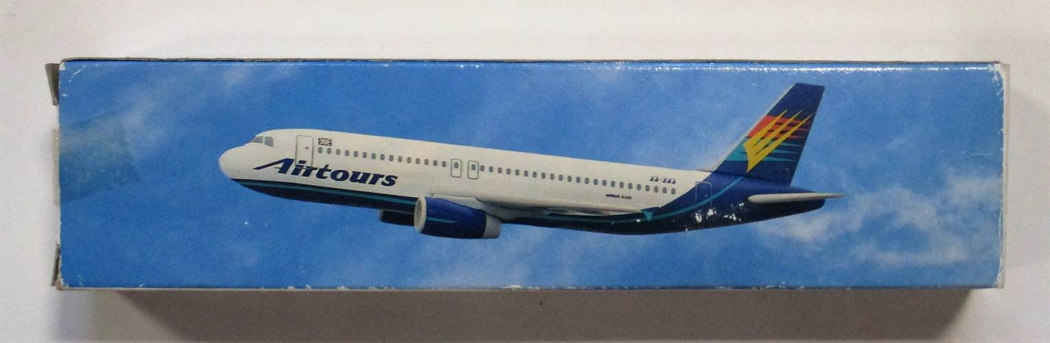 AIRLINER COLLECTIBLE  1/200 AIRTOURS AIRBUS A320