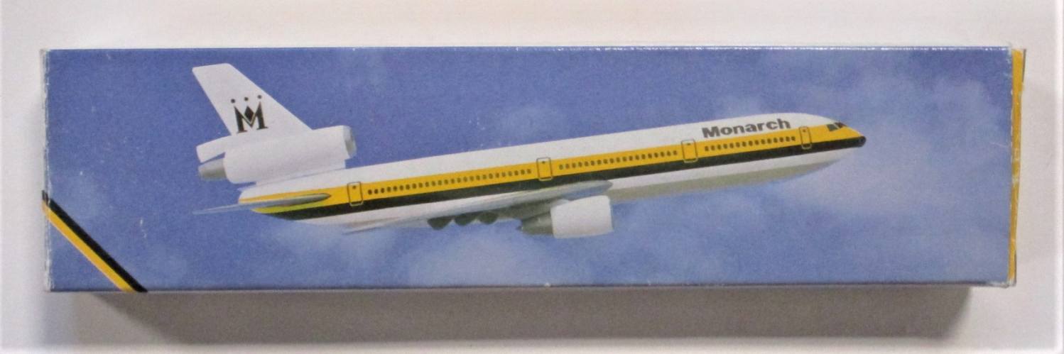 AIRLINER COLLECTIBLE  1/200 MONARCH AIRLINES DC-10