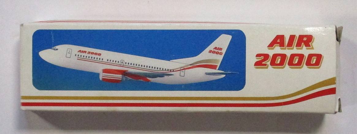 AIRLINER COLLECTIBLE  1/200 AIR 2000 737-300