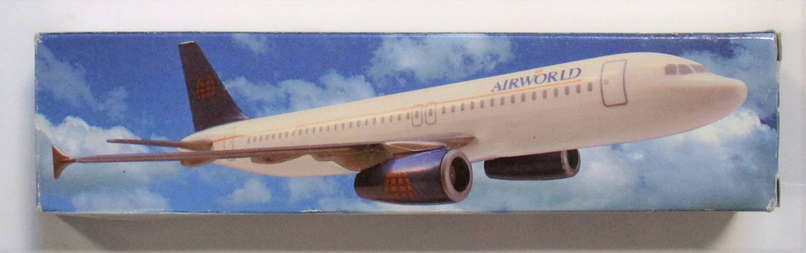 AIRLINER COLLECTIBLE  1/200 AIRWORLD AIRBUS A320 WOOSTER