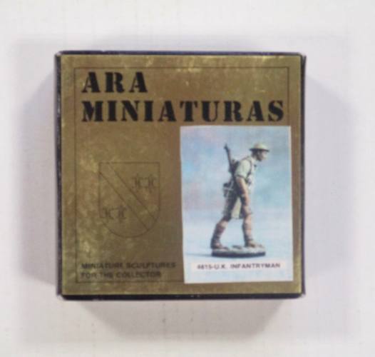 ARA MINIATURAS  4615 U.K. INFANTRYMAN