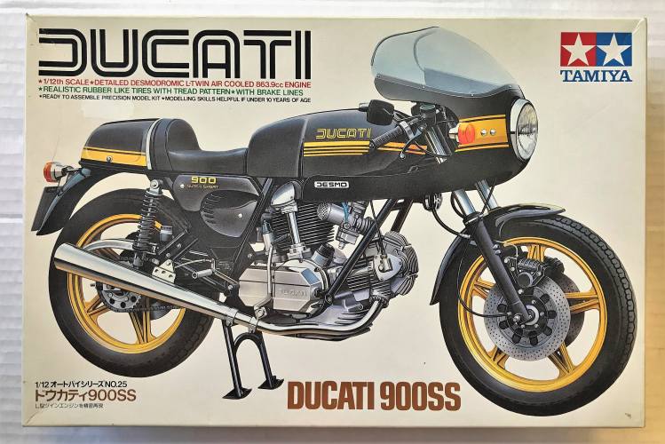 TAMIYA 1/12 14025 DUCATI 900SS