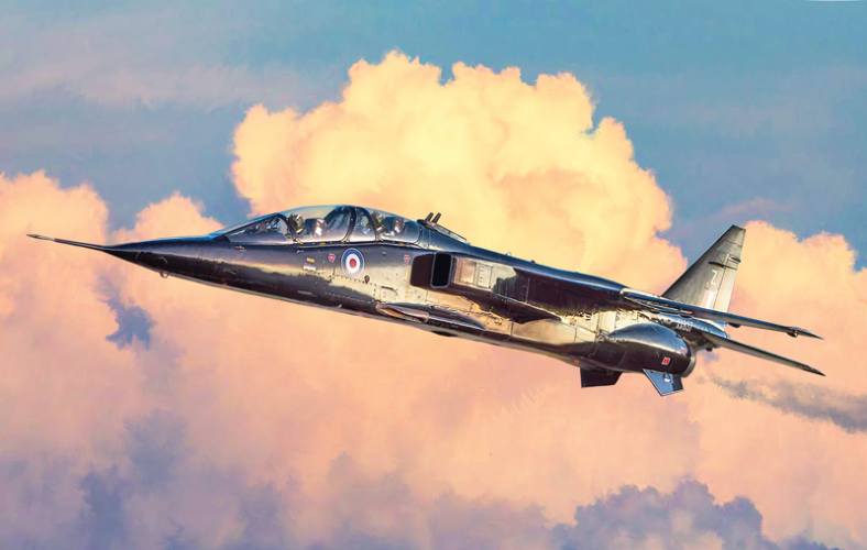 ITALERI  1/72 1470 JAGUAR T.2 R.A.F. TRAINER