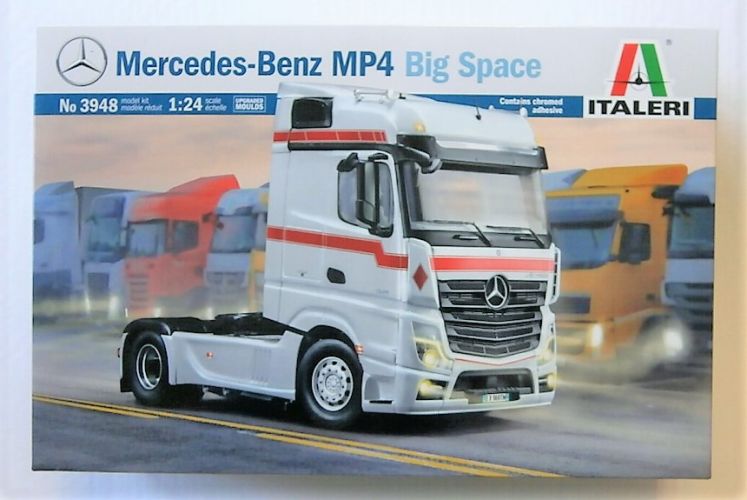 ITALERI 1/24 3948 MERCEDES-BENZ MP4 BIG SPACE