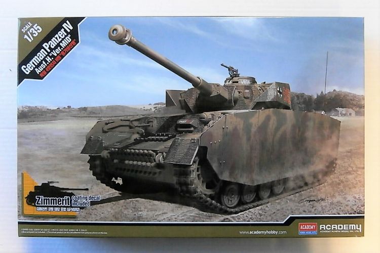 ACADEMY 1/35 13516 GERMAN PzKpfw IV Ausf H Mid