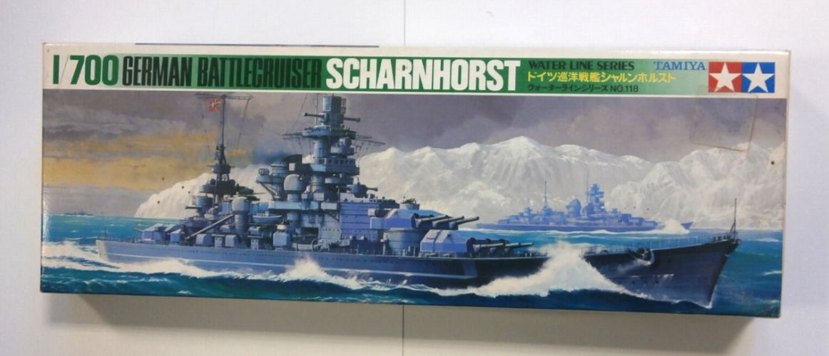 TAMIYA 1/700 B118 BATTLECRUISER SCHARNHORST