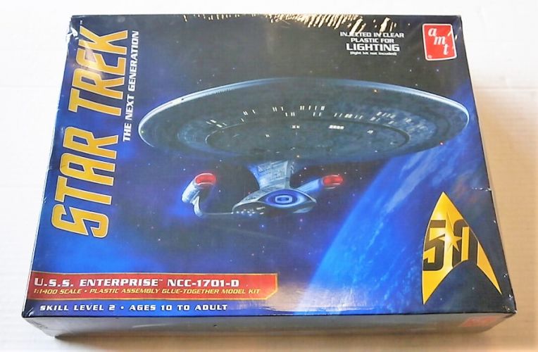 AMT 1/1400 955 U.S.S. ENTERPRISE NCC-1701-D