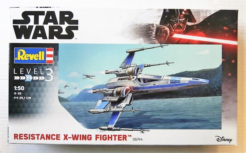 REVELL 1/50 06744 STAR WARS RESISTANCE X-WING FIGHTER