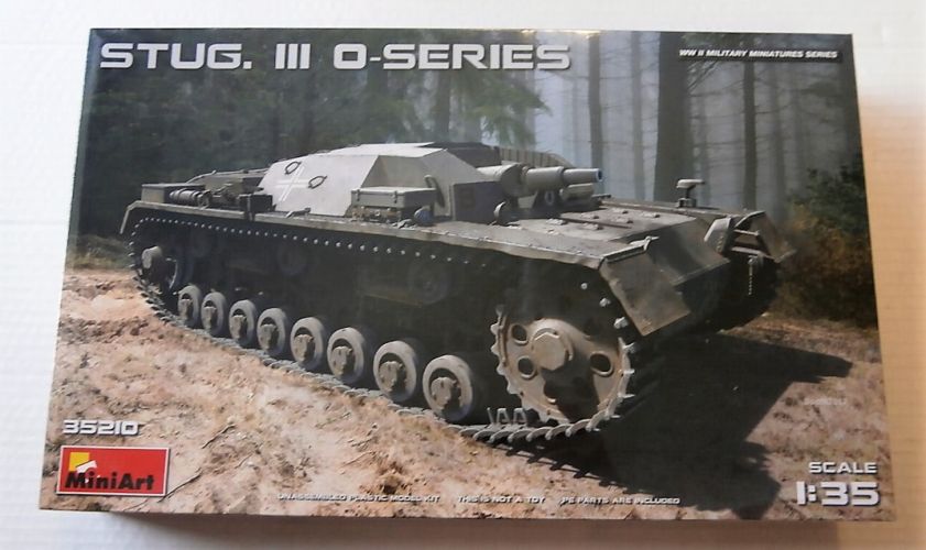 MINIART 1/35 35210 STUG III O-SERIES