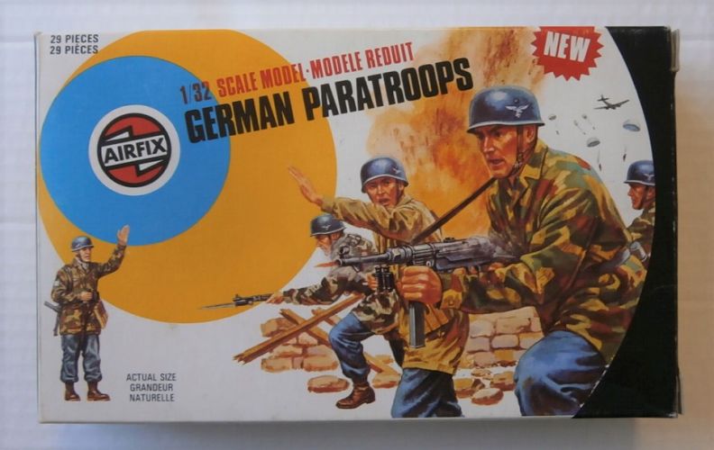 AIRFIX 1/32 51467 GERMAN PARATROOPS
