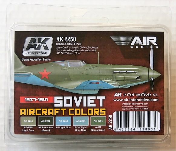 AK INTERACTIVE  AK2250 SOVIET AIRCRAFT COLOURS 1937-1941
