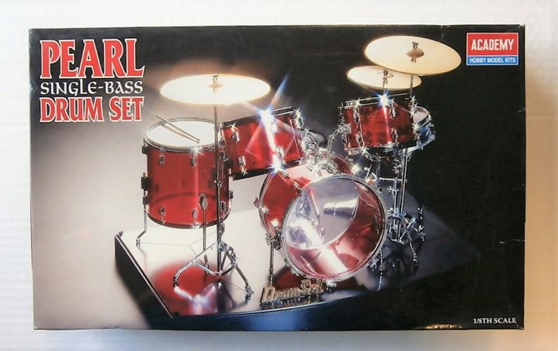 ACADEMY 1/8 2001 PEARL SINGLE-BASS DRUM SET