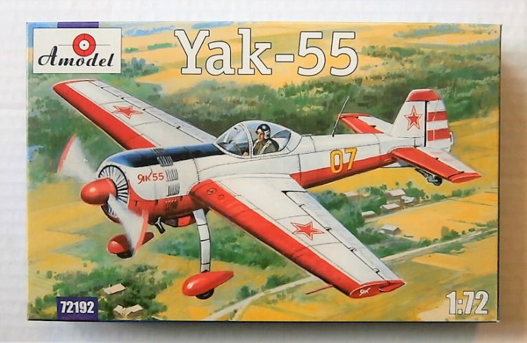 A MODEL 1/72 72192 YAK-55