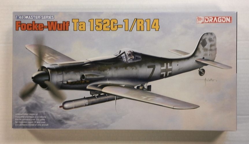 DRAGON 1/48 5573 FOCKE-WULF Ta 152C-1/R14