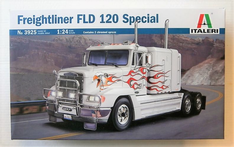 ITALERI 1/24 3925 FREIGHTLINER FLD 120 SPECIAL