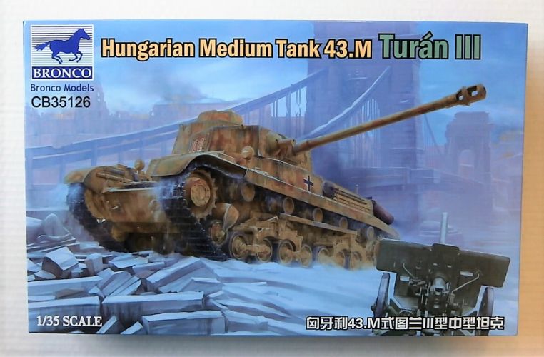 BRONCO 1/35 35126 HUNGARIAN MEDIUM TANK 43.M TURAN III
